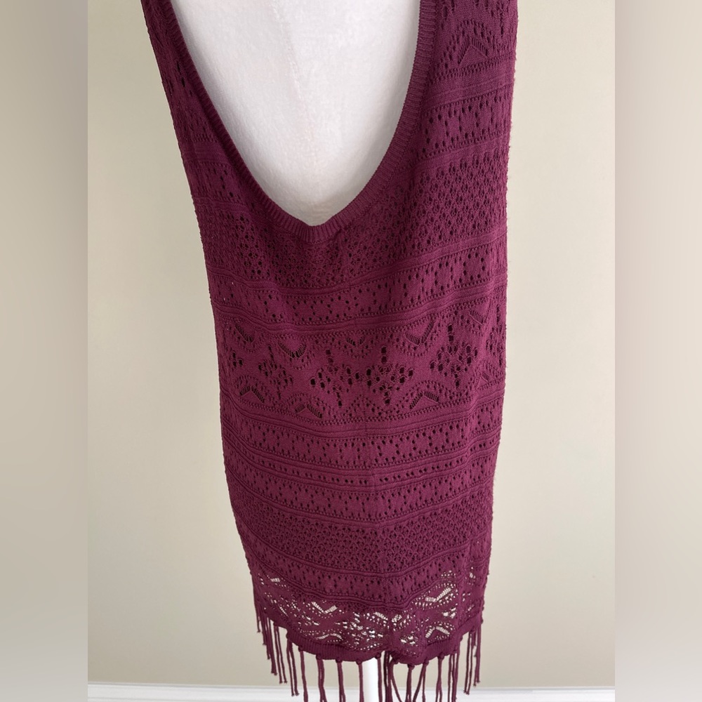 White House Black Market Cabernet Fringe Hem Tank - Picture 5 of 8